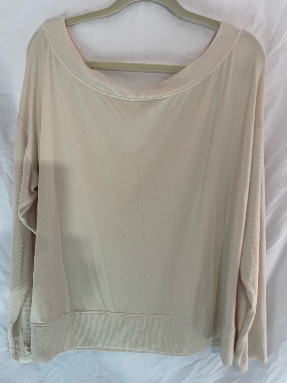 Athleta Cream Boatneck Pullover Sweatshirt